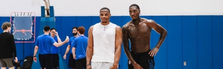 威少重返母校UCLA参与训练 亲自指导年轻球员保持竞技状态