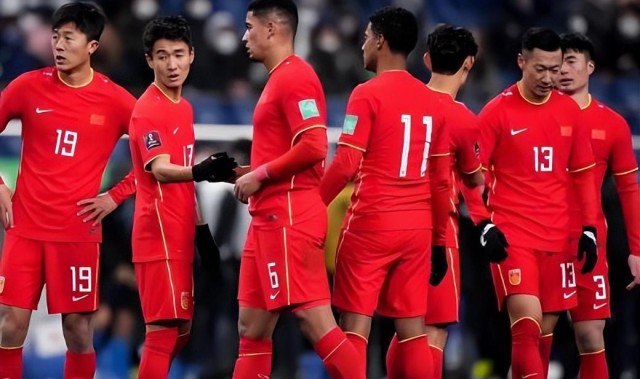 开云app下载-意外！青岛西海岸门将位置已经有了李昊，为何郑智还要引进刘世博